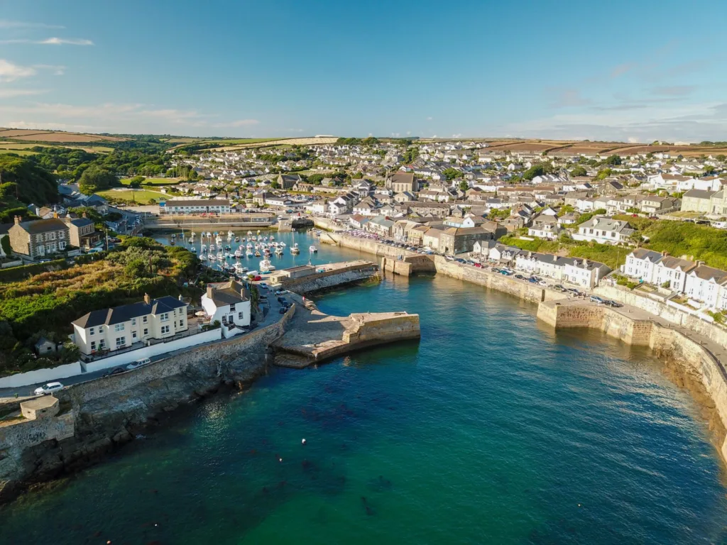 Porthleven Holiday Destination